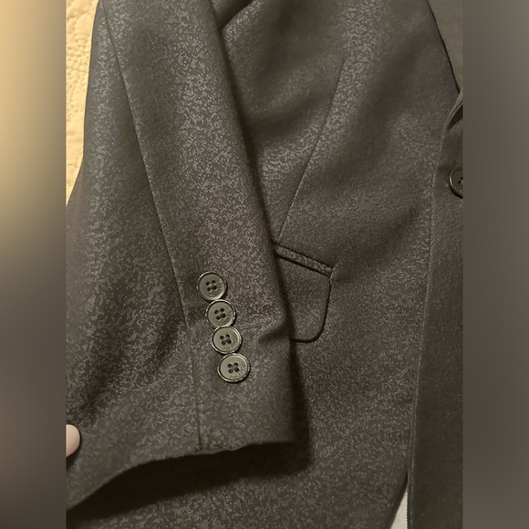 CALVIN KLEIN Boys 2-Piece Formal Tuxedo Suit Set Size 10 - Picture 5 of 15